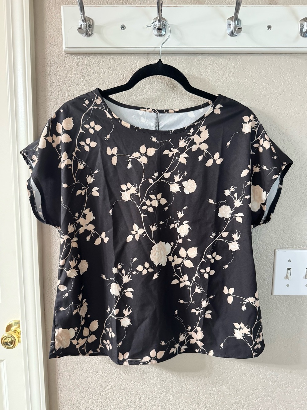 Black & Cream Floral Print Blouse